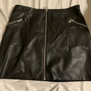 Express leather skirt. Never worn